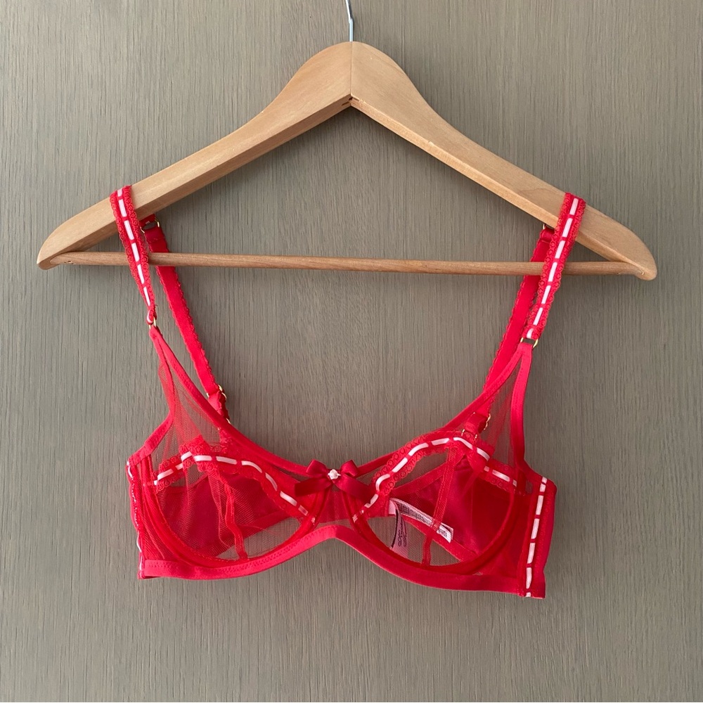 Agent Provocateur Pollie Plunge Underwired Bra red mesh